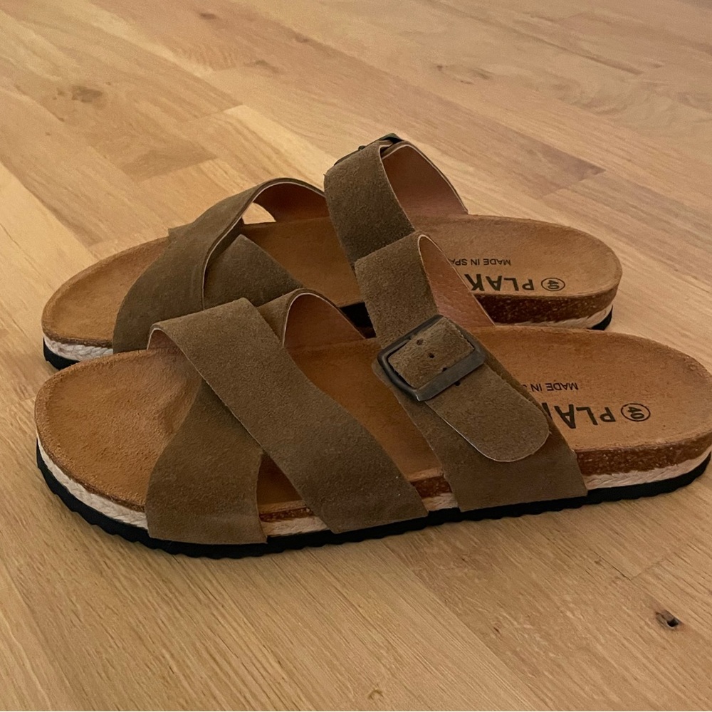 Plakton Suede and Espadrille Sandal NWOT- Made in Spain